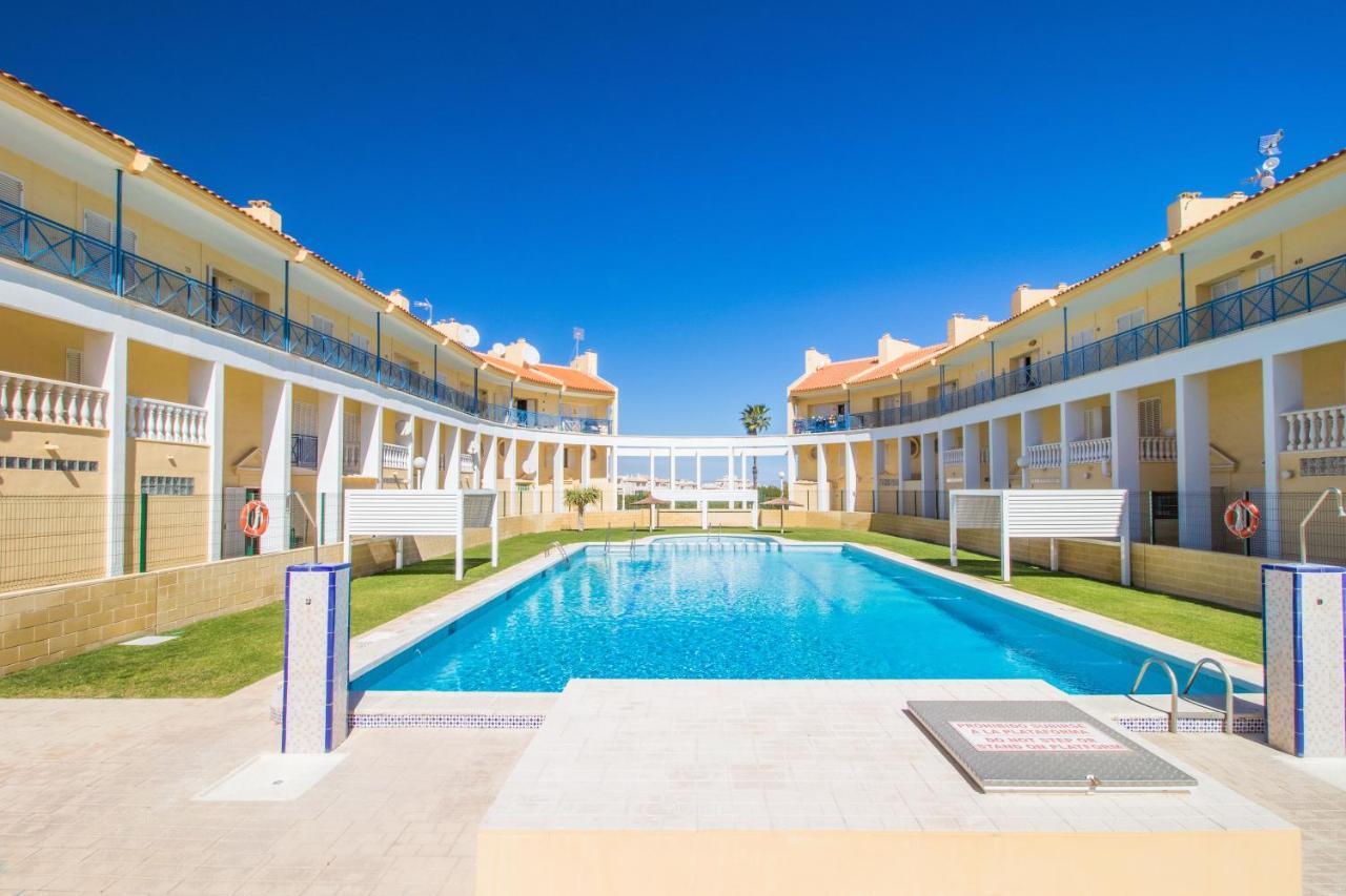Nice House With Tennis Court,Sports And Playground Torrevieja Eksteriør bilde