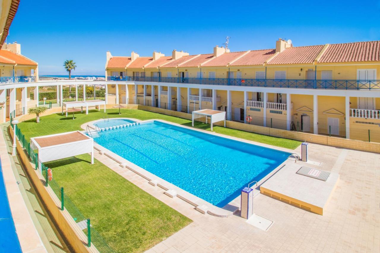 Nice House With Tennis Court,Sports And Playground Torrevieja Eksteriør bilde