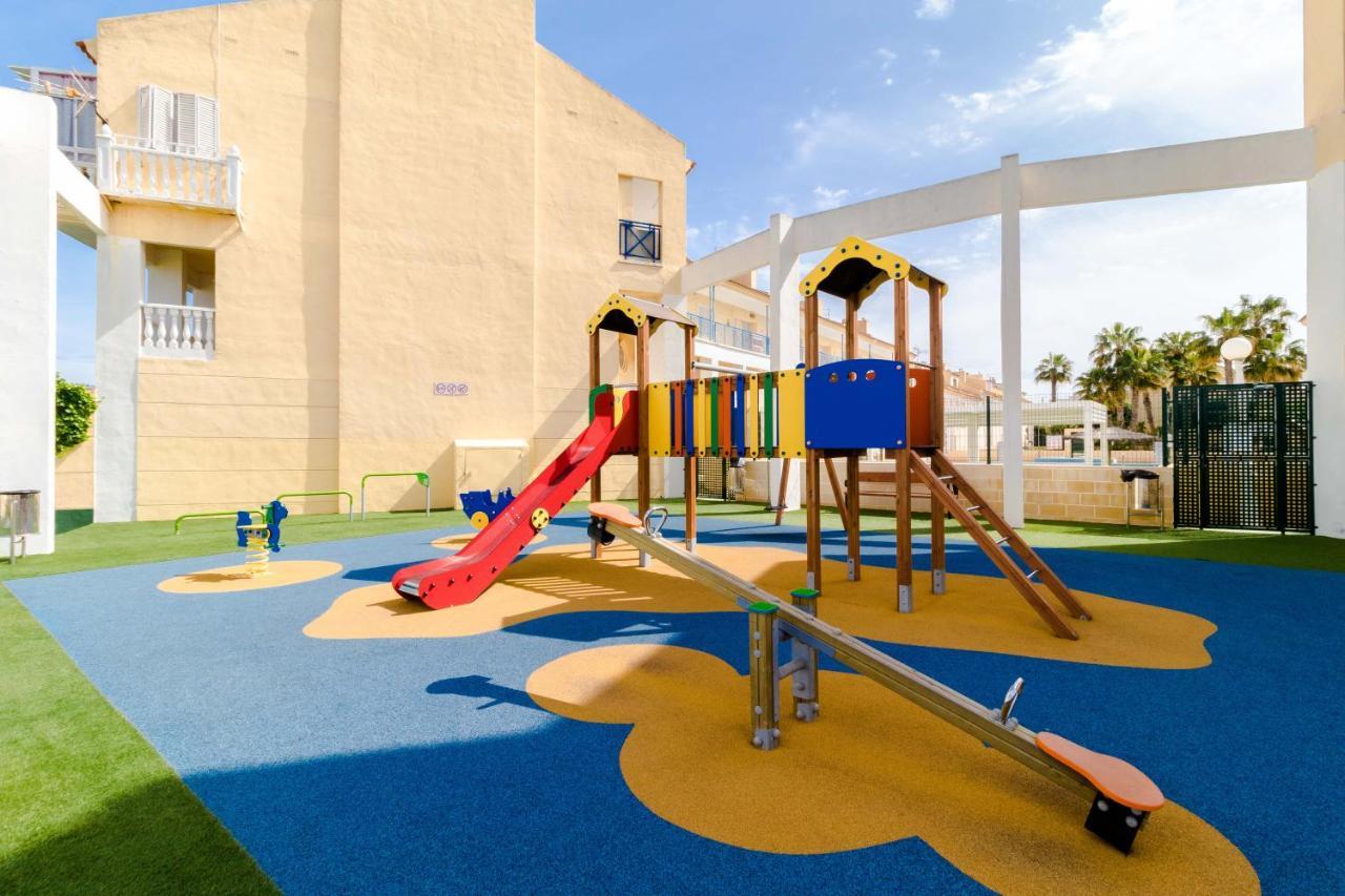 Nice House With Tennis Court,Sports And Playground Torrevieja Eksteriør bilde