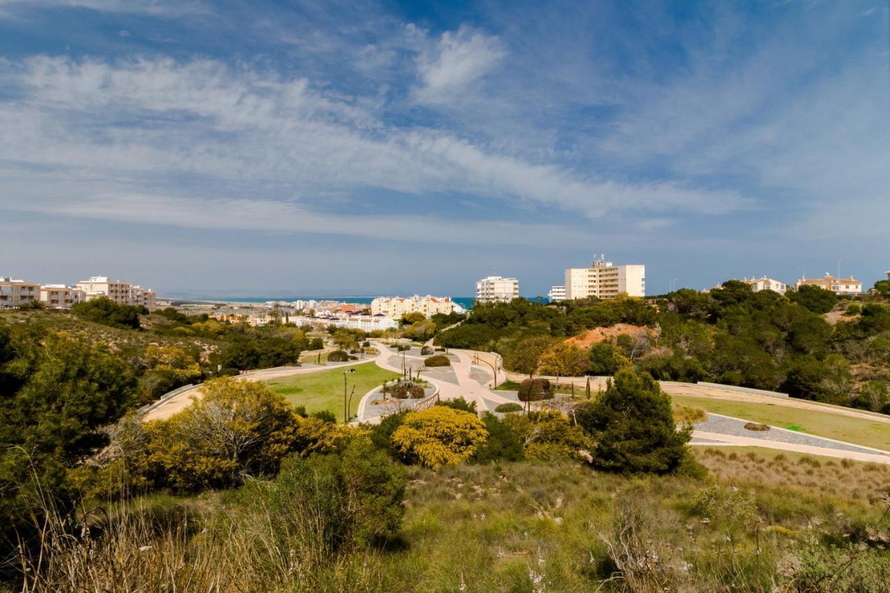 Nice House With Tennis Court,Sports And Playground Torrevieja Eksteriør bilde